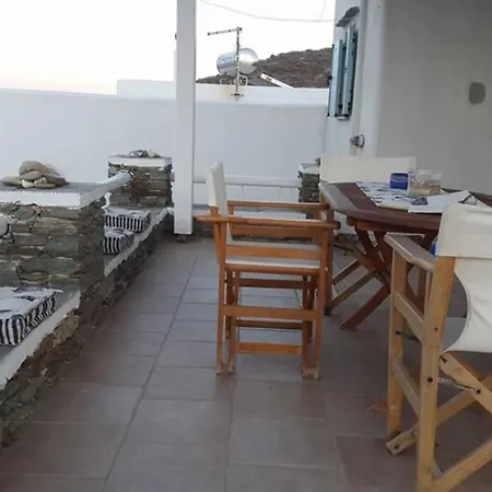 Irilena'S Guest House Фарос Экстерьер фото
