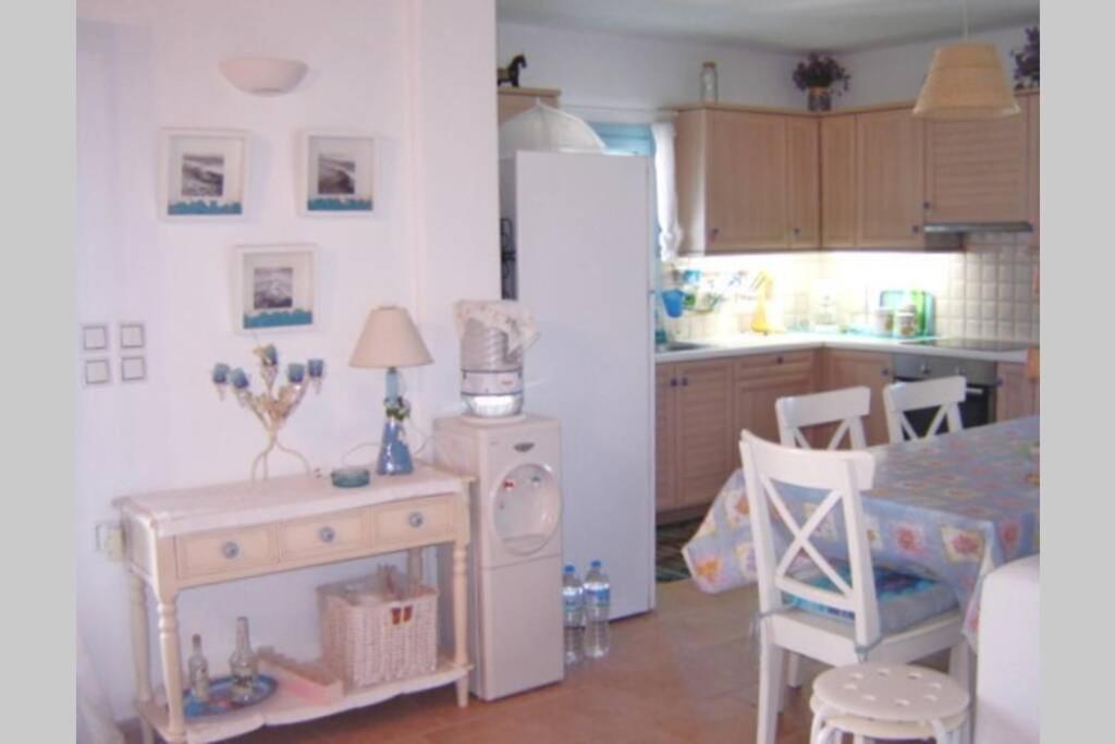 Apartment Irilena's *